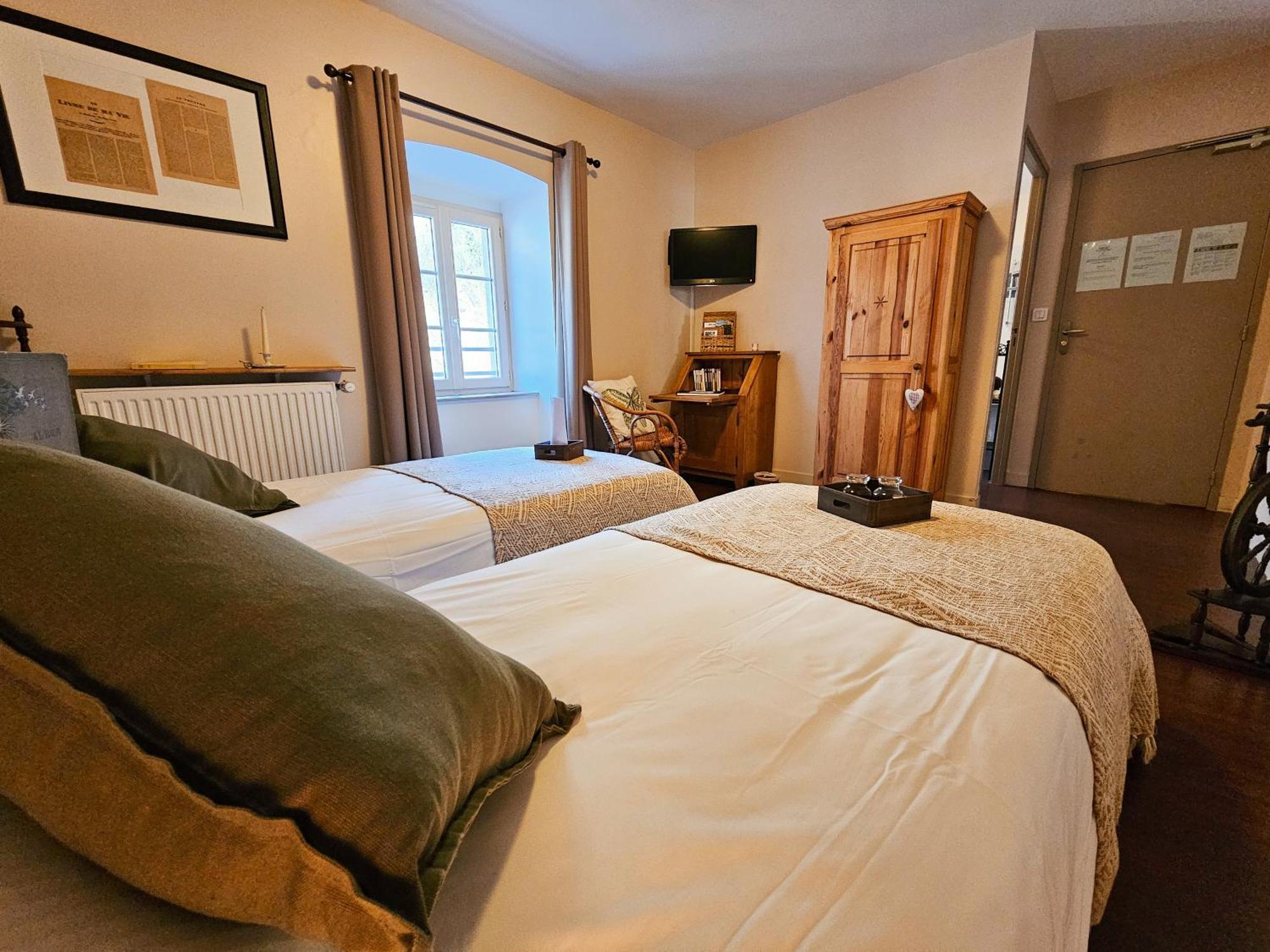 Auberge de Chanteuges Buitenkant foto