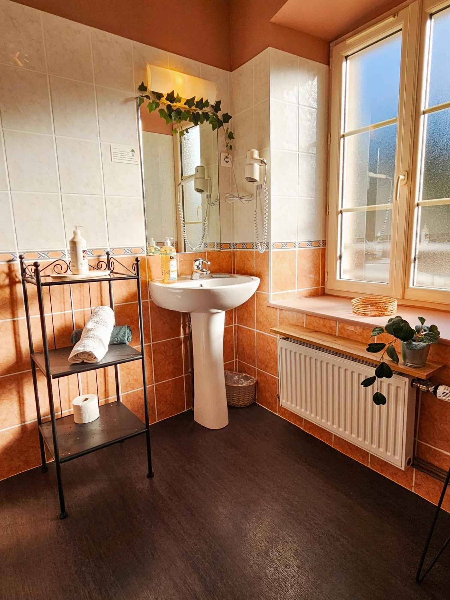 Auberge de Chanteuges Buitenkant foto