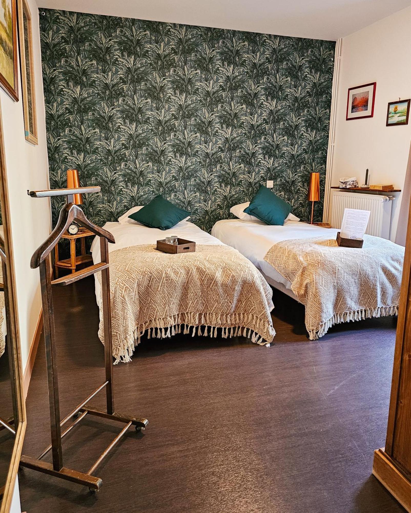 Auberge de Chanteuges Buitenkant foto